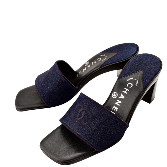 Vintage CHANEL CC Logo Mule Denim & Black Leather Block Heel Sandals - Picture 9 of 13